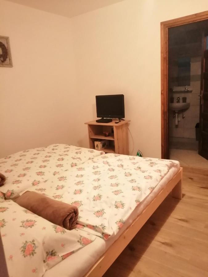 Cinege Vendeghaz Hotel Tolcsva Buitenkant foto