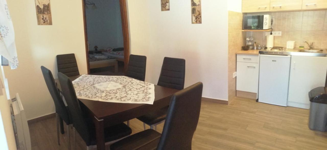 Cinege Vendeghaz Hotel Tolcsva Buitenkant foto